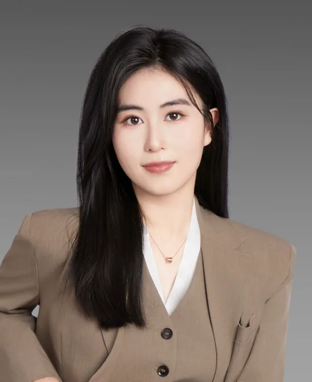Eleanor Wang